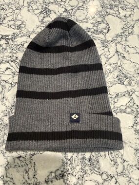 Sperry Striped Grey & Black Ribbed Beanie